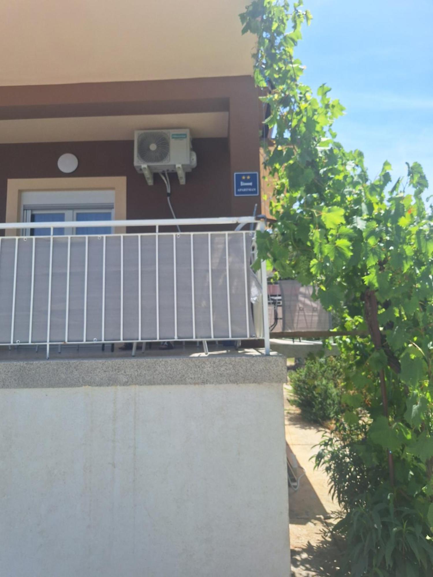 Maria Gloria Apartment Zadar Bagian luar foto